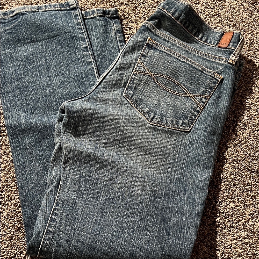 Abercrombie & Fitch Straight Leg Jeans Light Distressed 10 Short